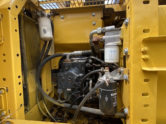 حفار هيدروليكي مستعمل Komatsu Excavator PC130-7 مع دلو 0.53m3