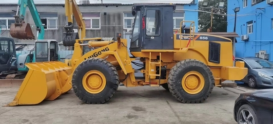 جرافة Liugong ذات العجلات CLG856 مستعملة بوزن العمل 16800kg
