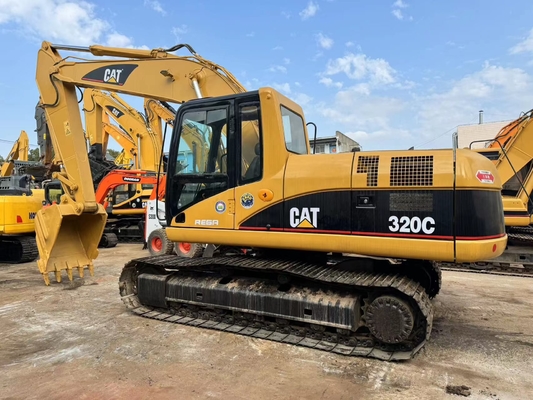 اليد الثانية CAT Caterpillar 320C الحفرة الهيدروليكية الزحفية آلات البناء 20 طن