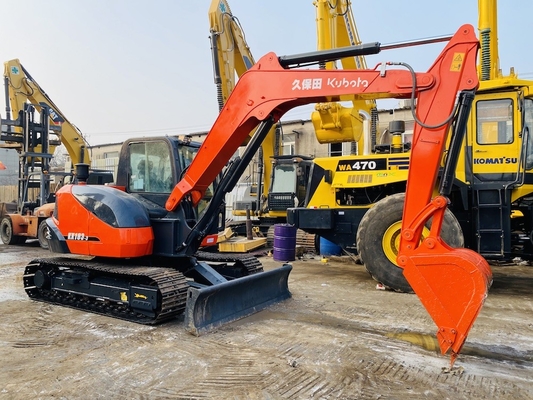 حفرة كوبوتا KX183 الأصلية اليابانية ذات 8 أطنان مع قوة محرك 47.8 كيلوواط و 0.31 م3 سعة دلو
