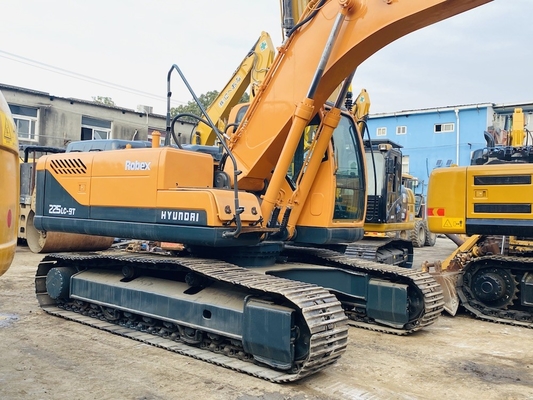 22 طن اليابان الأصلية يد ثانية هيونداي R225 الحفر الزحف مع 112 كيلوواط من قوة المحرك و 1.05 م3 سعة دلو