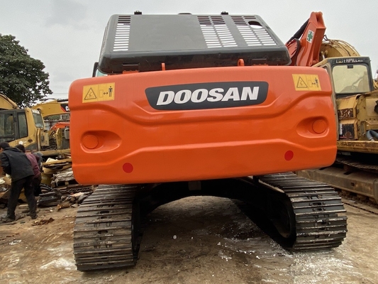 22 طن الحفرة المستخدمة الأصلية دوسان DX225 الزحف مع 157 كيلوواط من قوة المحرك و 1.05m3 سعة دلو