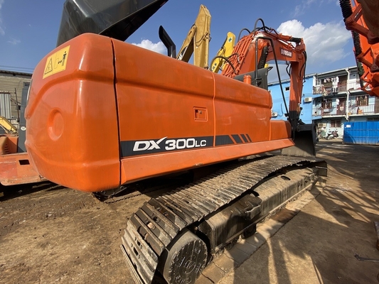 30 طن الحفرة الزحفية الأصلية المستخدمة دوسان DX300 مع 1.27 م3 سعة دلو
