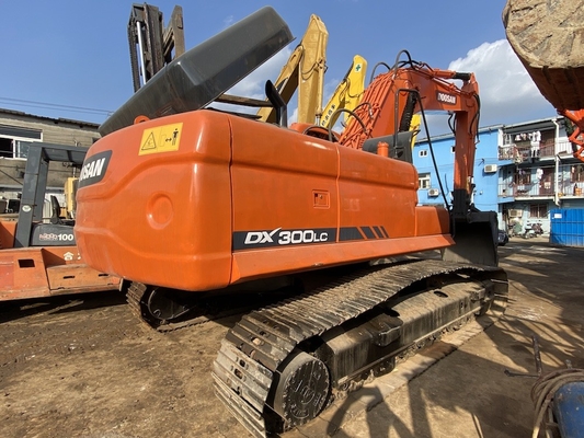 30 طن الحفرة الزحفية الأصلية المستخدمة دوسان DX300 مع 1.27 م3 سعة دلو