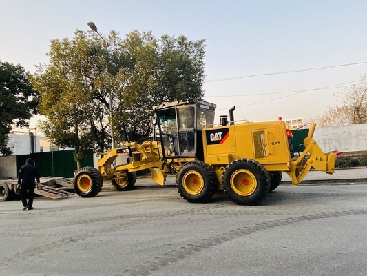 سيارة Caterpillar Cat 140K المستخدمة للبيع