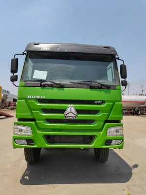 شاحنة قمامة مستعملة سينوتروك هوو 371hp 6x4 8x4 تيبر للبيع