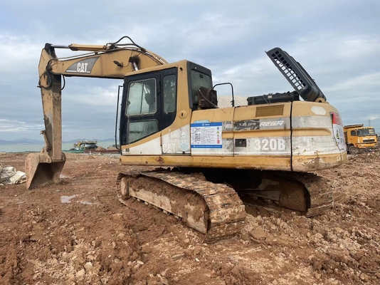 الحفرة اليابانية الأصلية Cat 320b المستخدمة ، حفرة السكة الحديدية Caterpillar المستعملة 20 طن
