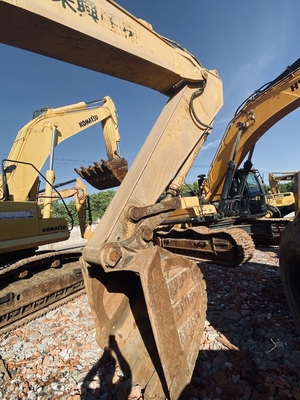 اليد الثانية CAT Caterpillar 325B الحفرة الهيدروليكية الزحفية 25 طن حفرة جيدة مستعملة متوفرة