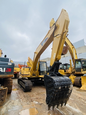 الحفرة اليابانية الأصلية Cat 320b المستخدمة ، حفرة السكة الحديدية Caterpillar المستعملة 20 طن