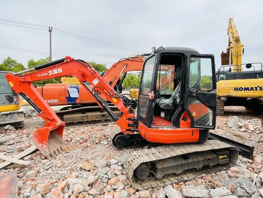 5 طن مستعمل كوبوتا KX155 الحفرة الزحفية الحفرة اليد الثانية مع 29.9 كيلوواط من طاقة المحرك و 0.16 م3 سعة دلو