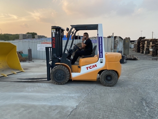 الديزل المستخدم من طراز TCM FD30T6 في حالة جيدة