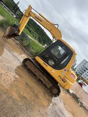 الكوماتسو PC60-7 الحفرة الزحفية المستعملة 6 طن الحفرة الصغيرة المستخدمة PC35/PC55/PC56/PC60/PC78