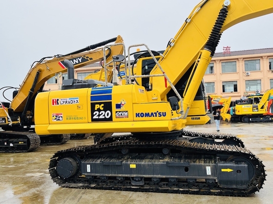 كوماتسو PC220-8 مستعمل الحفرة الحفرة الحفرة الخلفية 1 CBM
