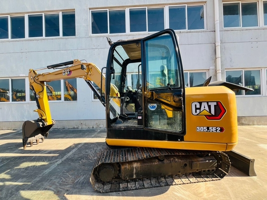 الحفرة المصغرة اليابان CAT 305.5E2 الحفرة الهيدروليكية المستخدمة 5 طن حفرة اليرقة المستعملة