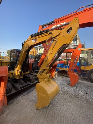 حفرة كاتربيلر مستعملة من اليابان CAT 306E2 الحفرة الزحفية 6 طن آلات البناء